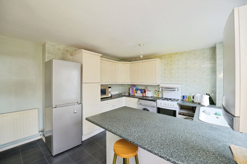 Property photo 3 of 18 Pbox-Img.Jpg