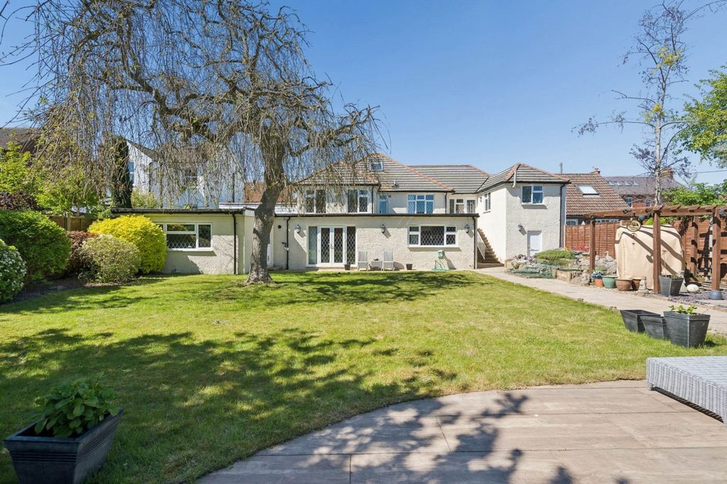 Property photo 1 of 26
