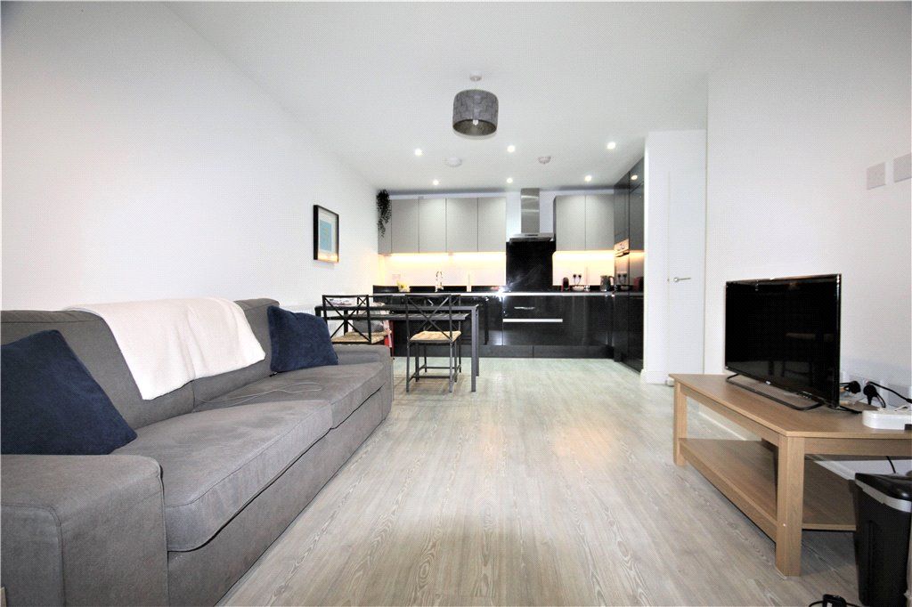 Property photo 2 of 11 Kitchen/Living Room