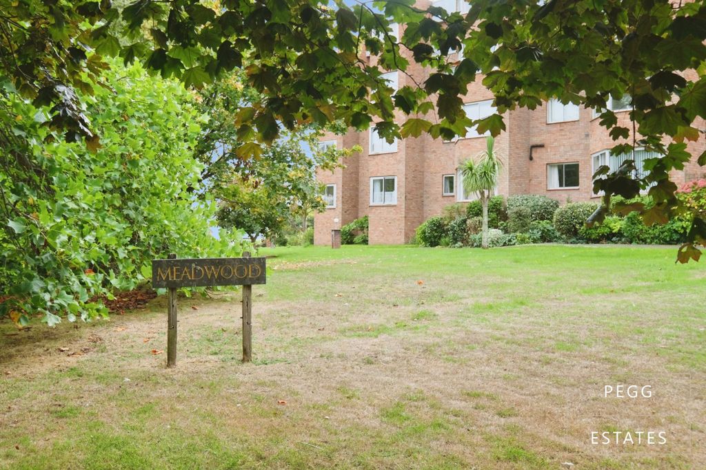Property photo 3 of 27