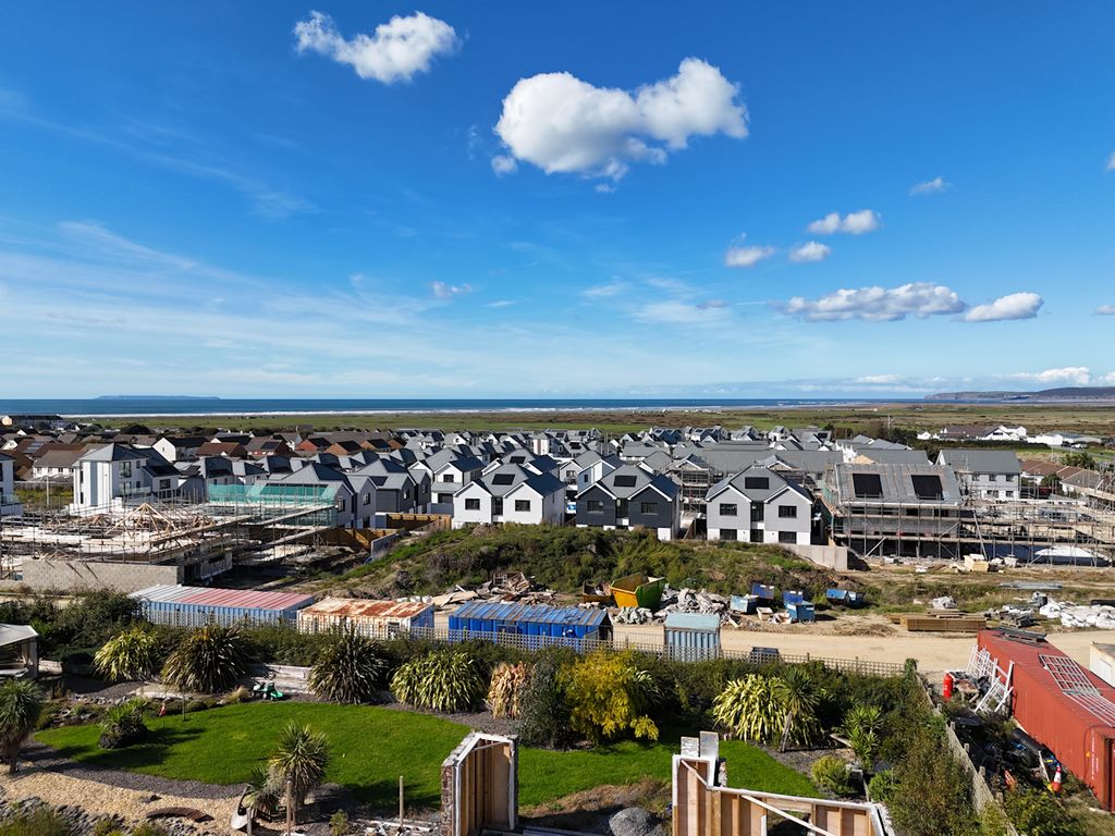 Property photo 1 of 8 Views To N