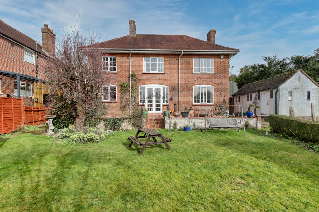 Property photo 3 of 18 Picture No. 15