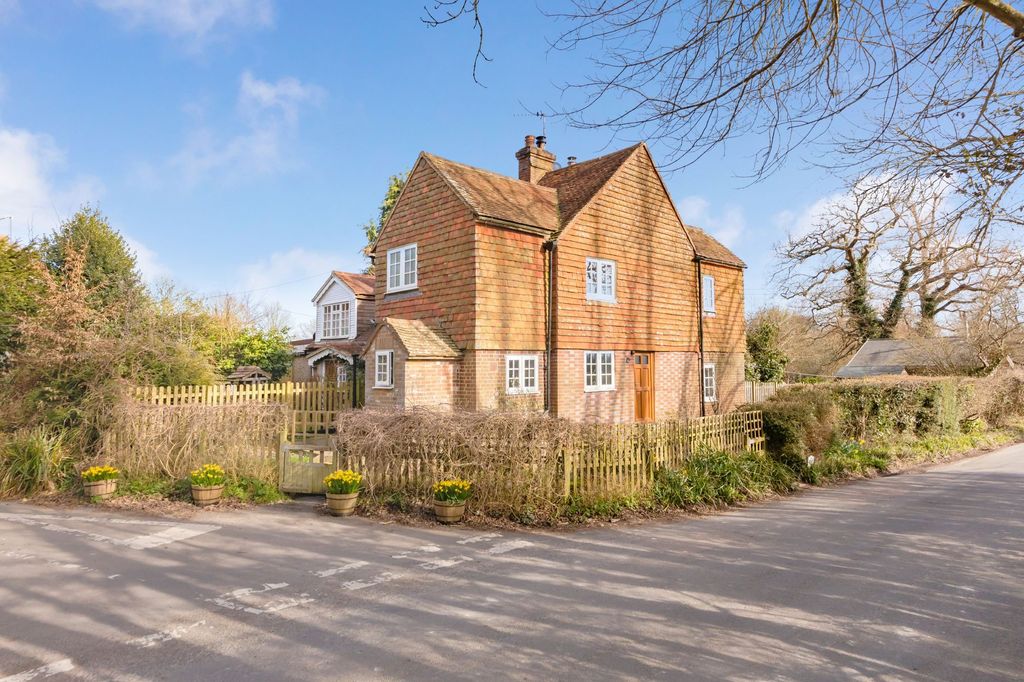 Property photo 1 of 18