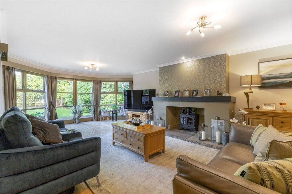 Property photo 2 of 19 Reception Room