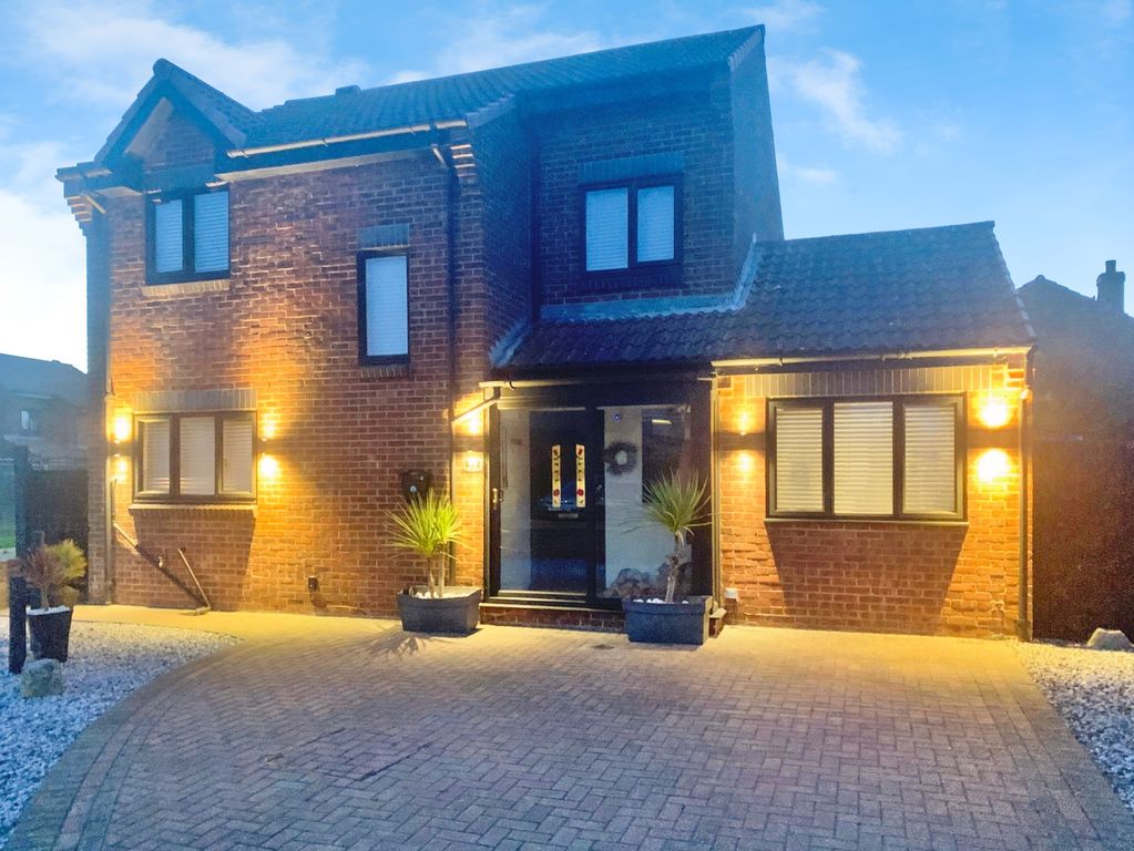 Property photo 1 of 24