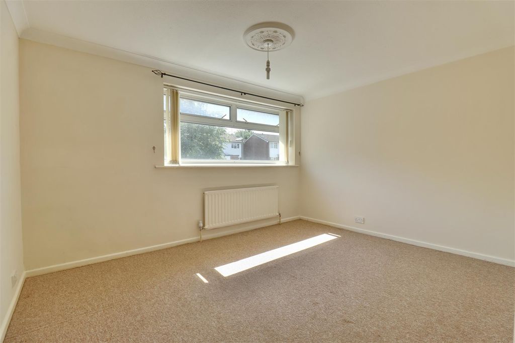 Property photo 3 of 13 D0E70E4C-Cf44-41A6-A613-CC26143Ac924_1_201_A.Jpeg