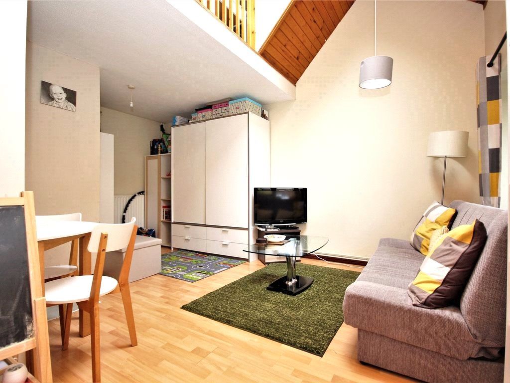 Property photo 3 of 7 Picture No. 06