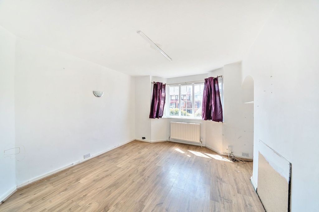Property photo 2 of 19 Reception Room