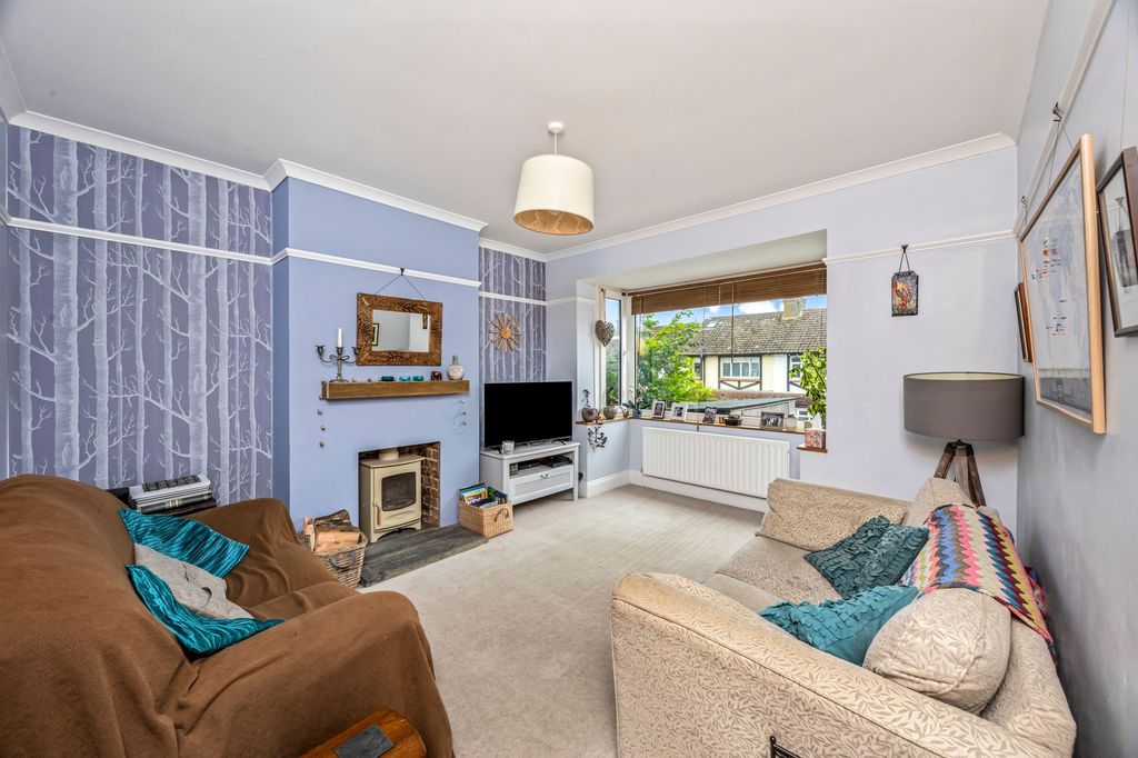Property photo 3 of 18