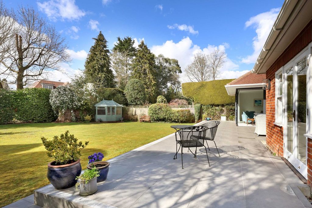 Property photo 2 of 15 Picture No. 04