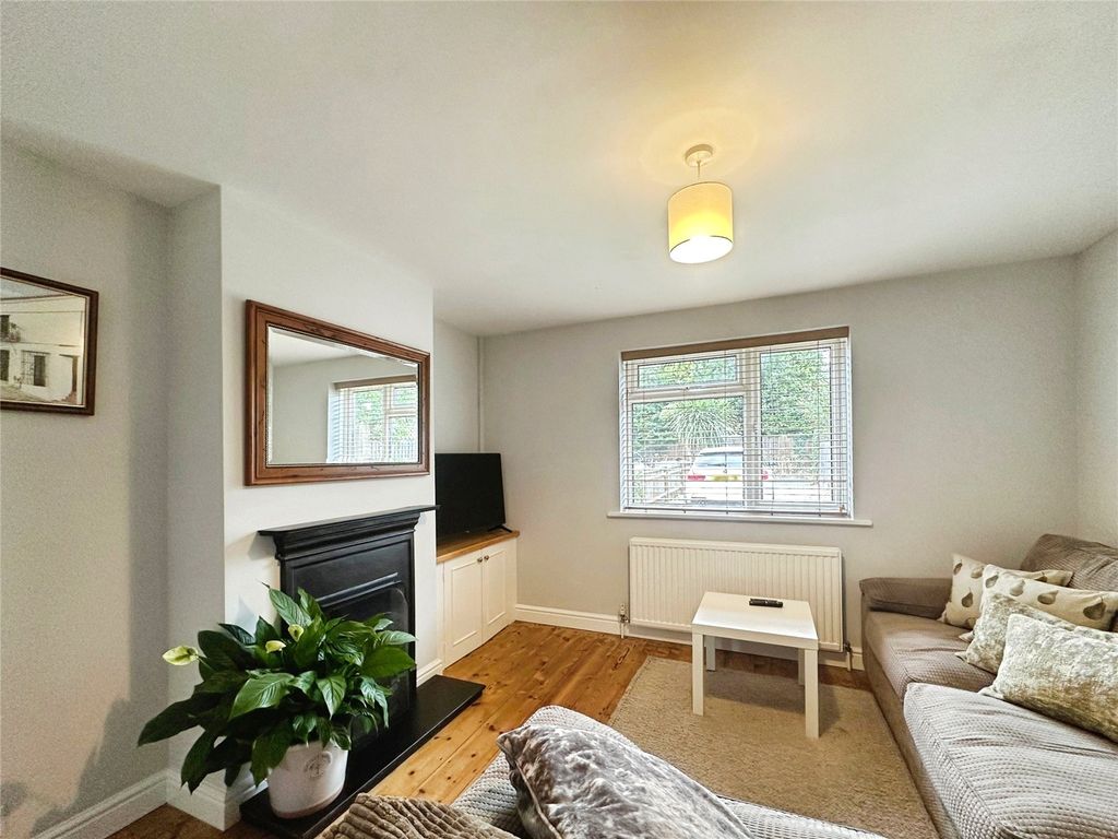 Property photo 3 of 17 Picture No. 09