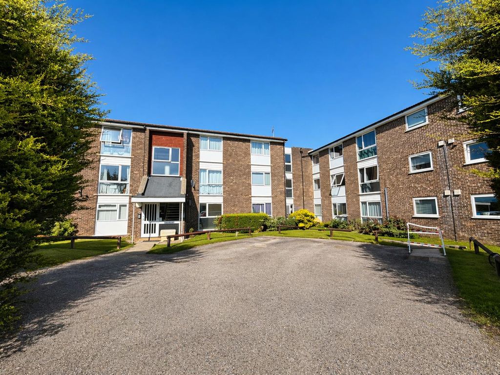 Property photo 1 of 8