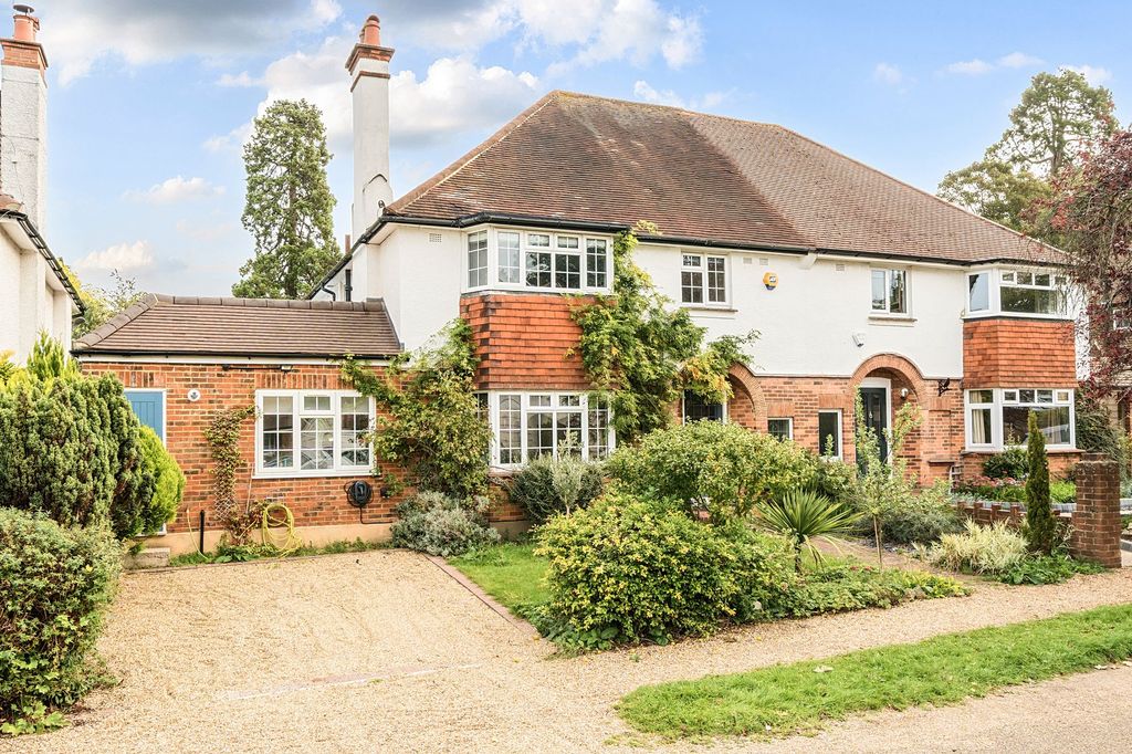 Property photo 1 of 24