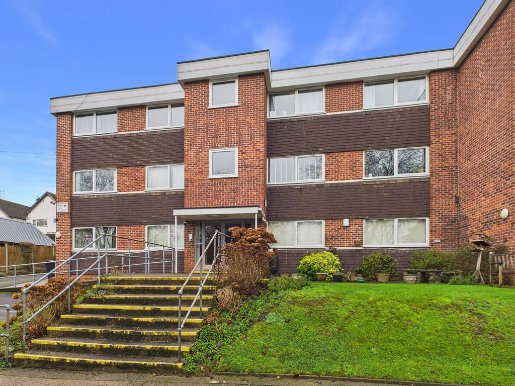 Property photo 1 of 15 Front