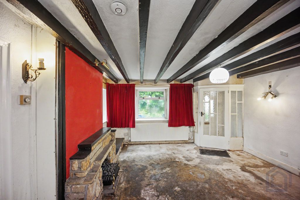 Property photo 3 of 16