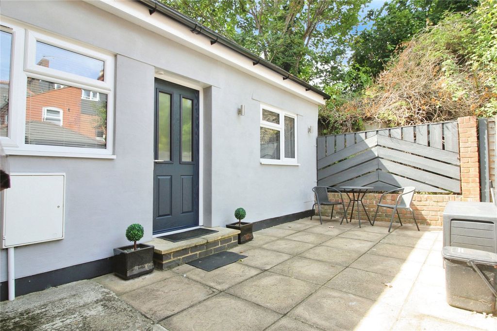 Property photo 1 of 7 Picture No. 20
