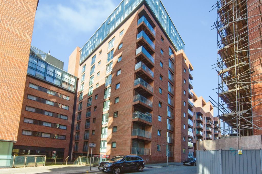 Property photo 1 of 20 Pbox-Img.Jpg