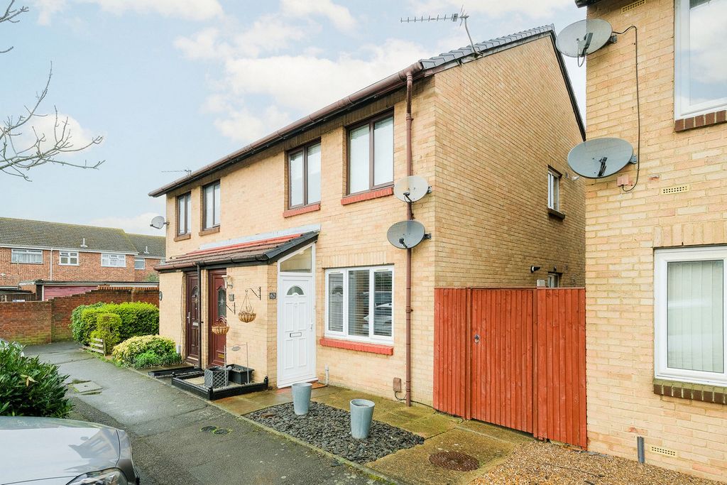 Property photo 1 of 17