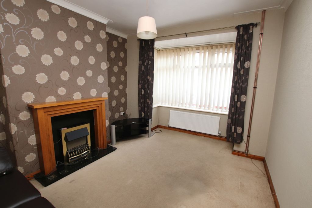 Property photo 2 of 10 Lounge