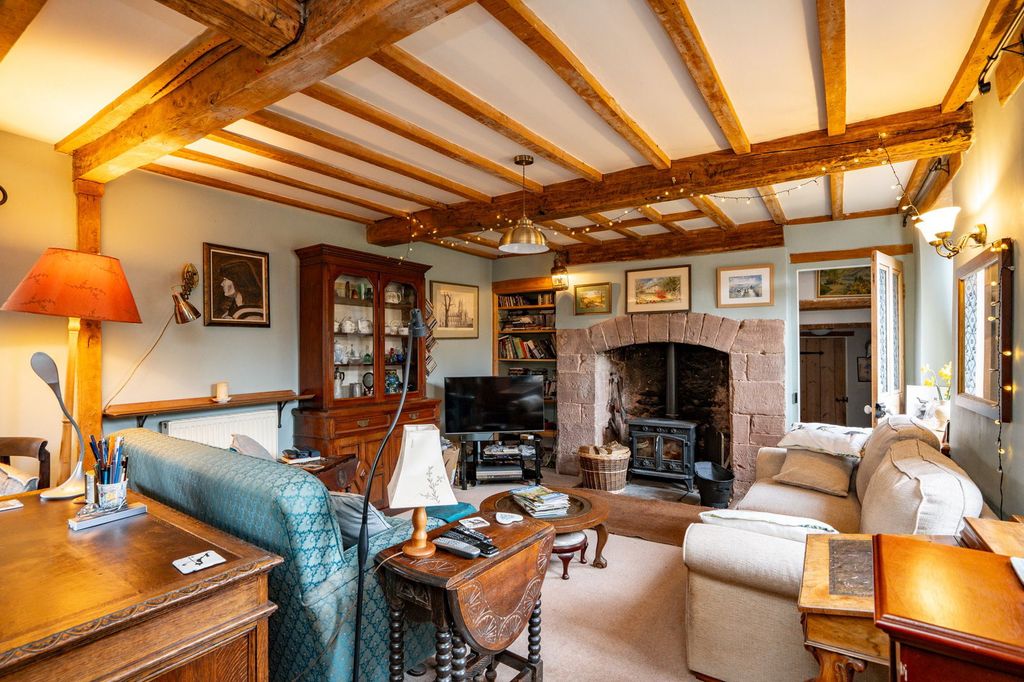 Property photo 3 of 25