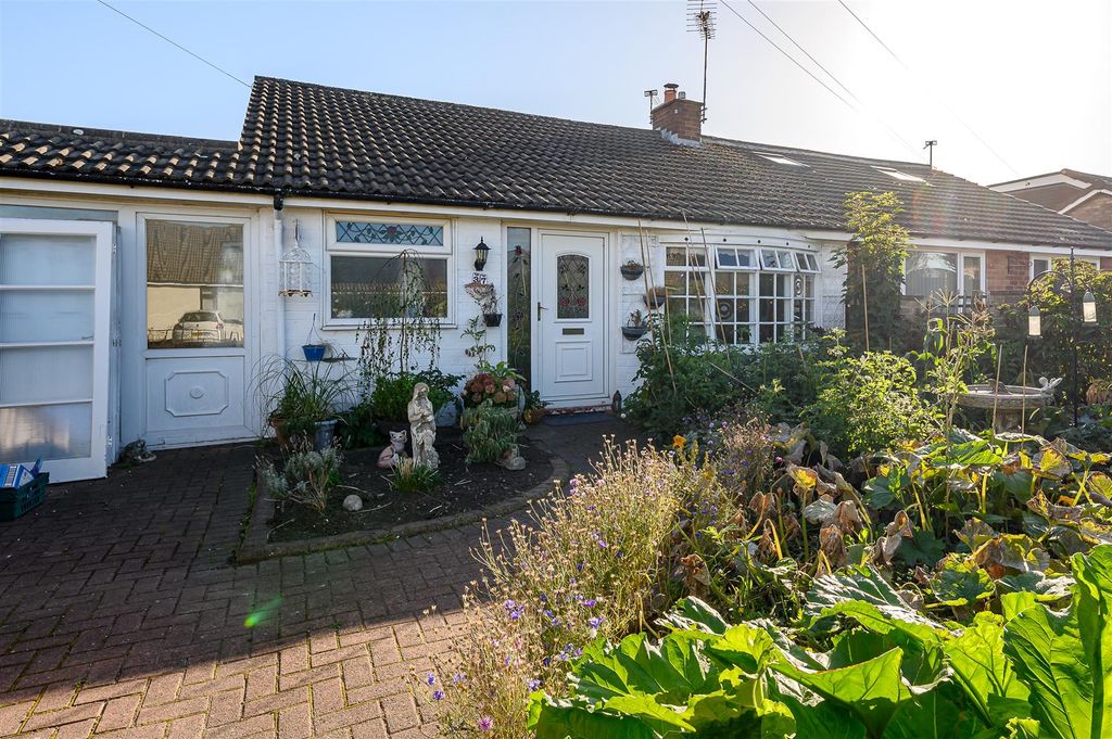 Property photo 1 of 15 External
