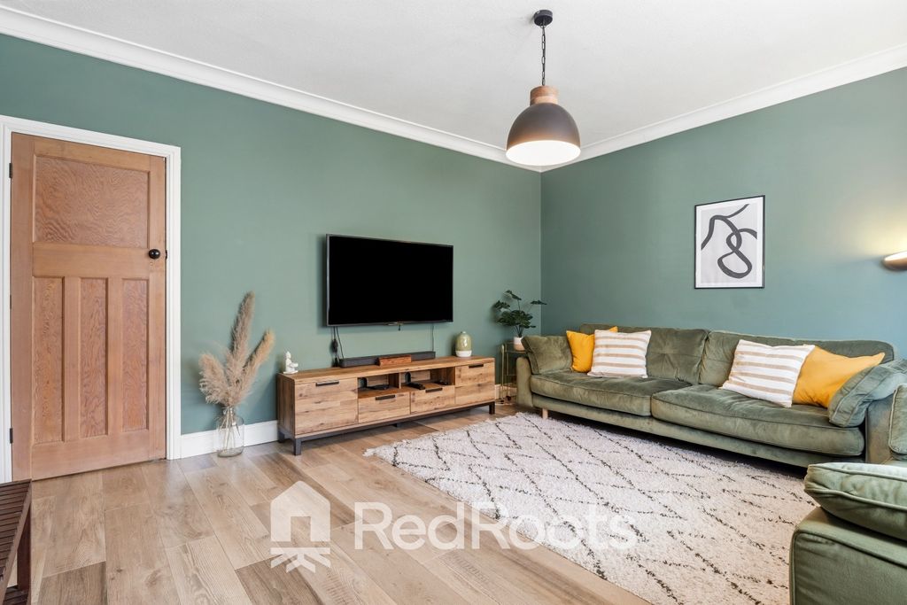 Property photo 3 of 15 4955592