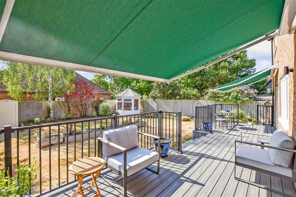 Property photo 2 of 17 Patio / Decking
