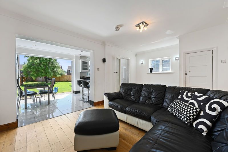 Property photo 2 of 18 Photo 9