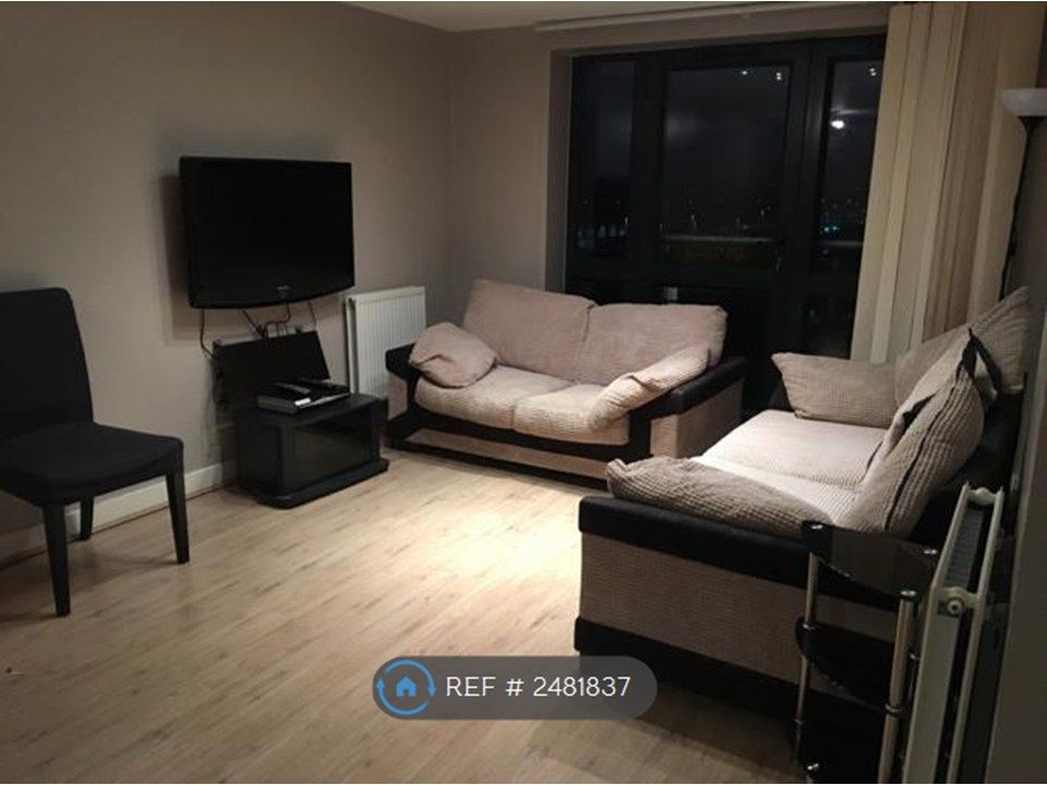 Property photo 2 of 9 Shared Lounge
