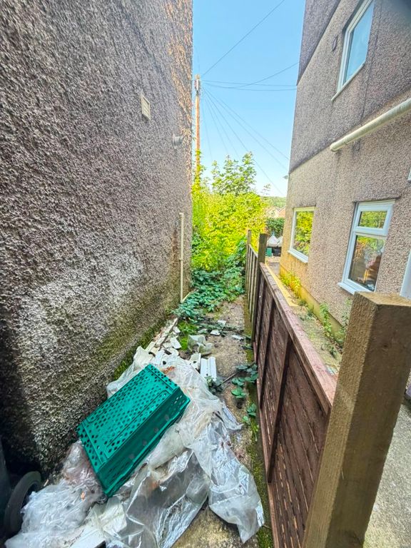 Additional image 8 of 1 bed property for saleNeath Road, Briton Ferry, Neath SA11