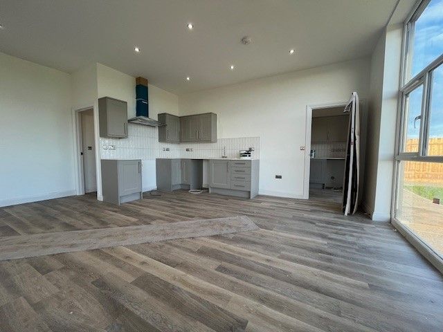 Property photo 3 of 10 View