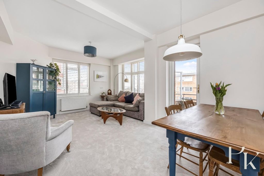 Property photo 1 of 22 Hove Street_Hove Manor_34-011.Jpg