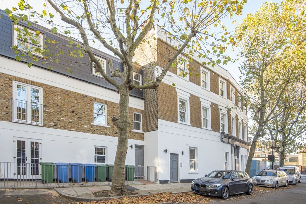 Property photo 1 of 7 665724 (1)