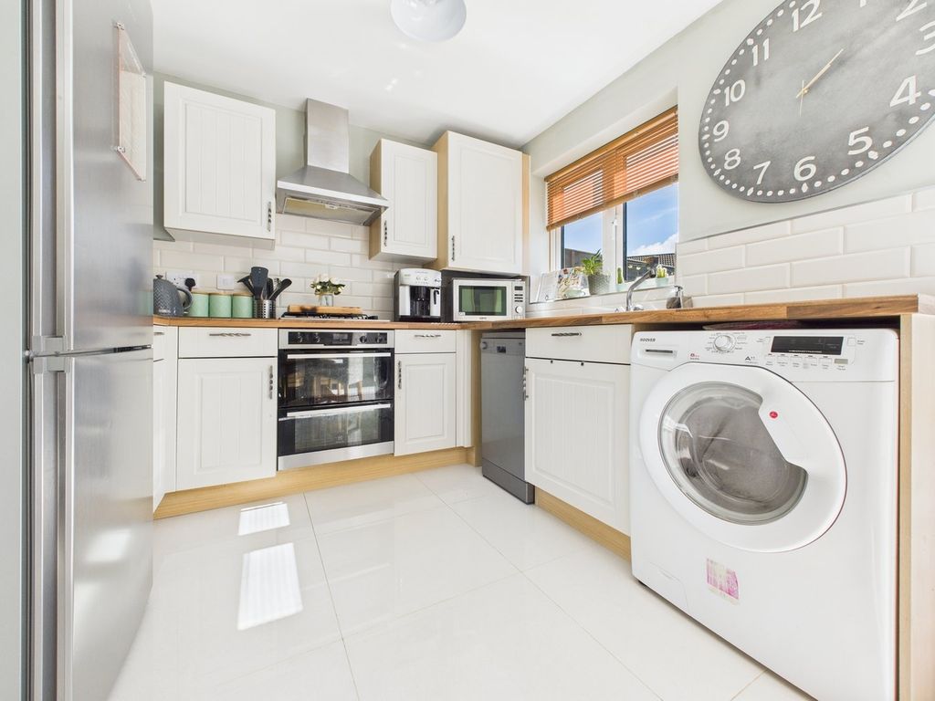 Property photo 3 of 26