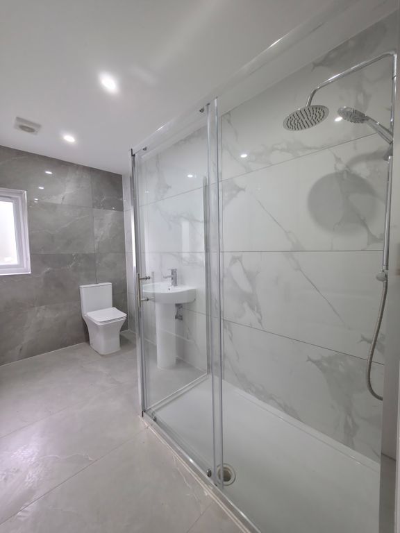 Additional image 5 of 3 bed flat to rent52 Ystrad Road, Pentre CF41