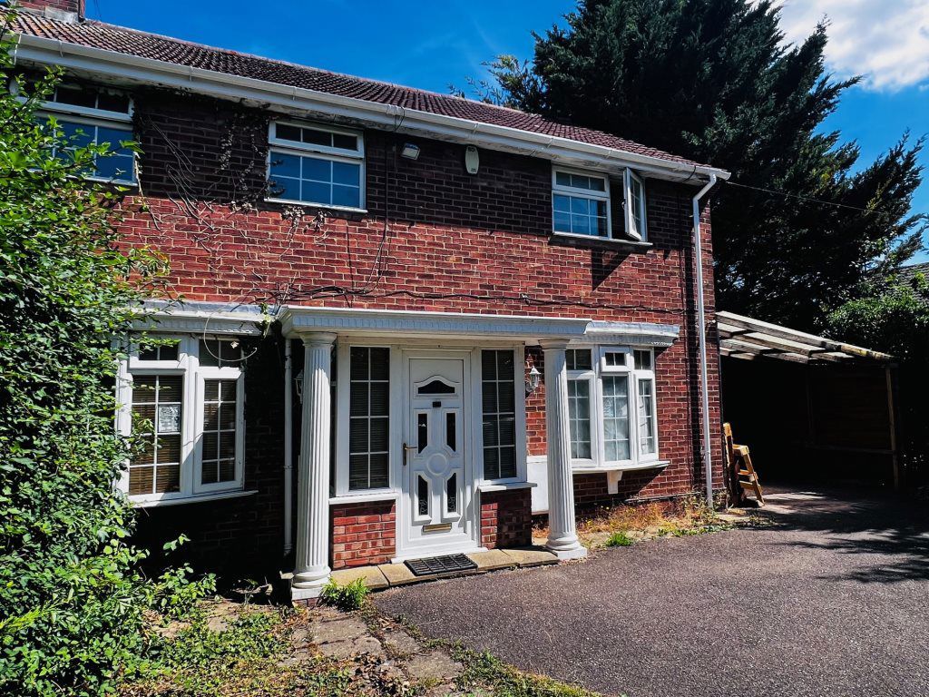 Property photo 3 of 3