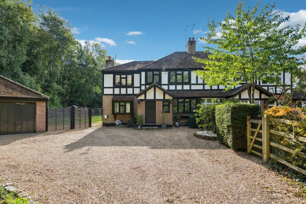 Property photo 2 of 30