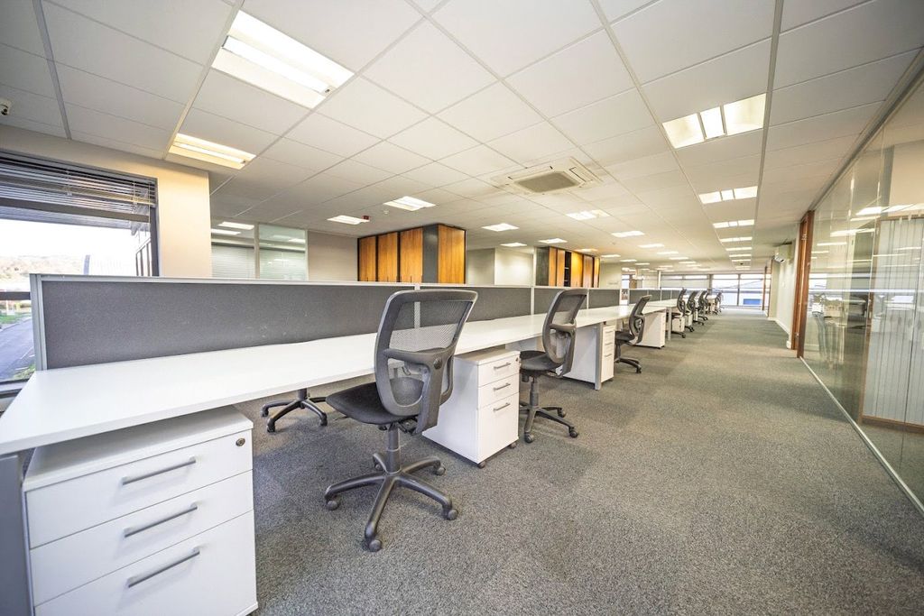 Property photo 2 of 14 Picture No. 08