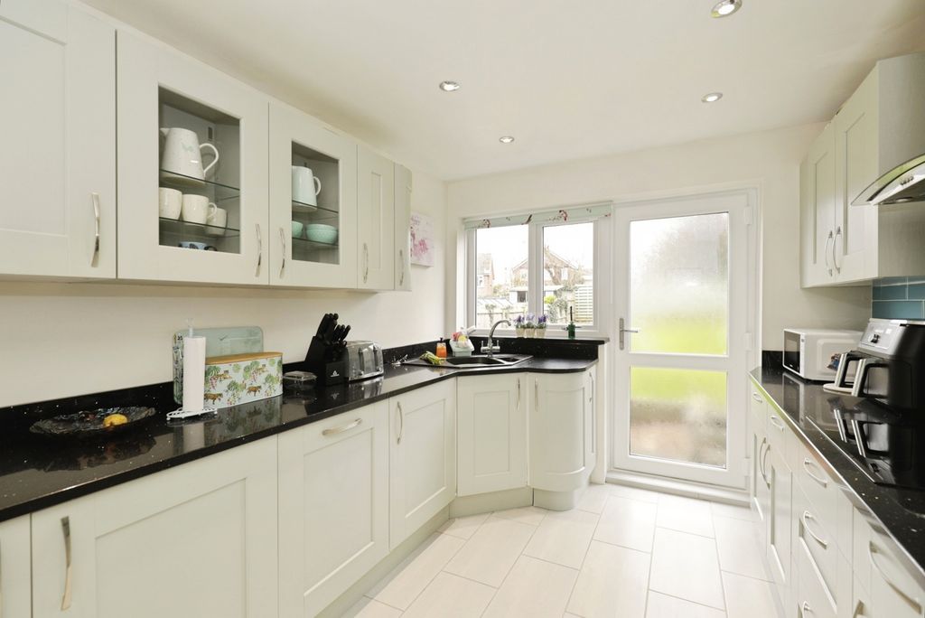 Property photo 2 of 19 Pbox-Img.Jpg