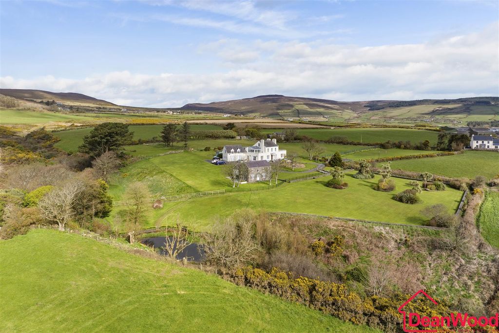 Property photo 3 of 72 3.Jpg