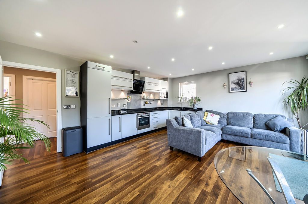 Property photo 3 of 15 Photo 3