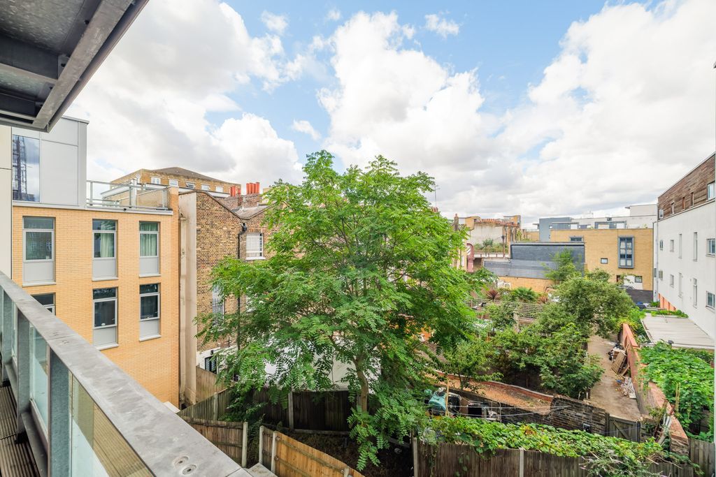 Property photo 2 of 16