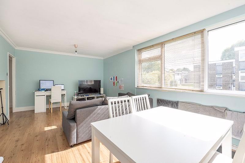 Property photo 2 of 9 Photo 6