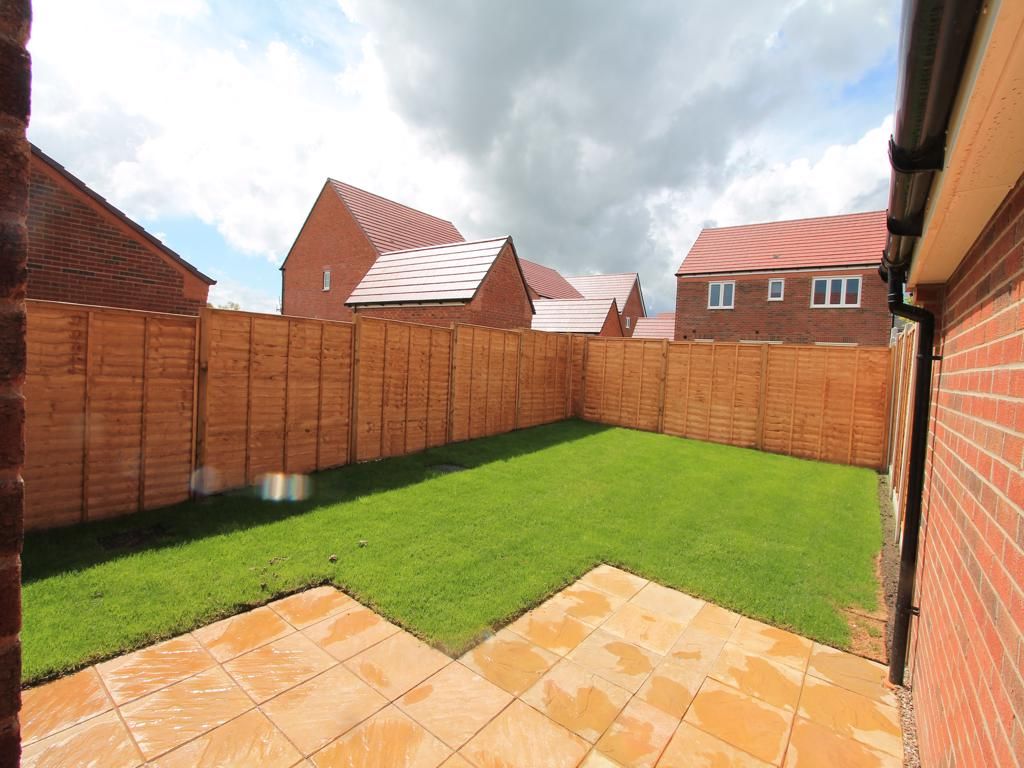 Property photo 2 of 11