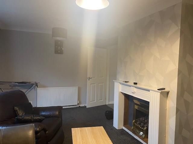 Property photo 3 of 14 Lounge 2.Jpg