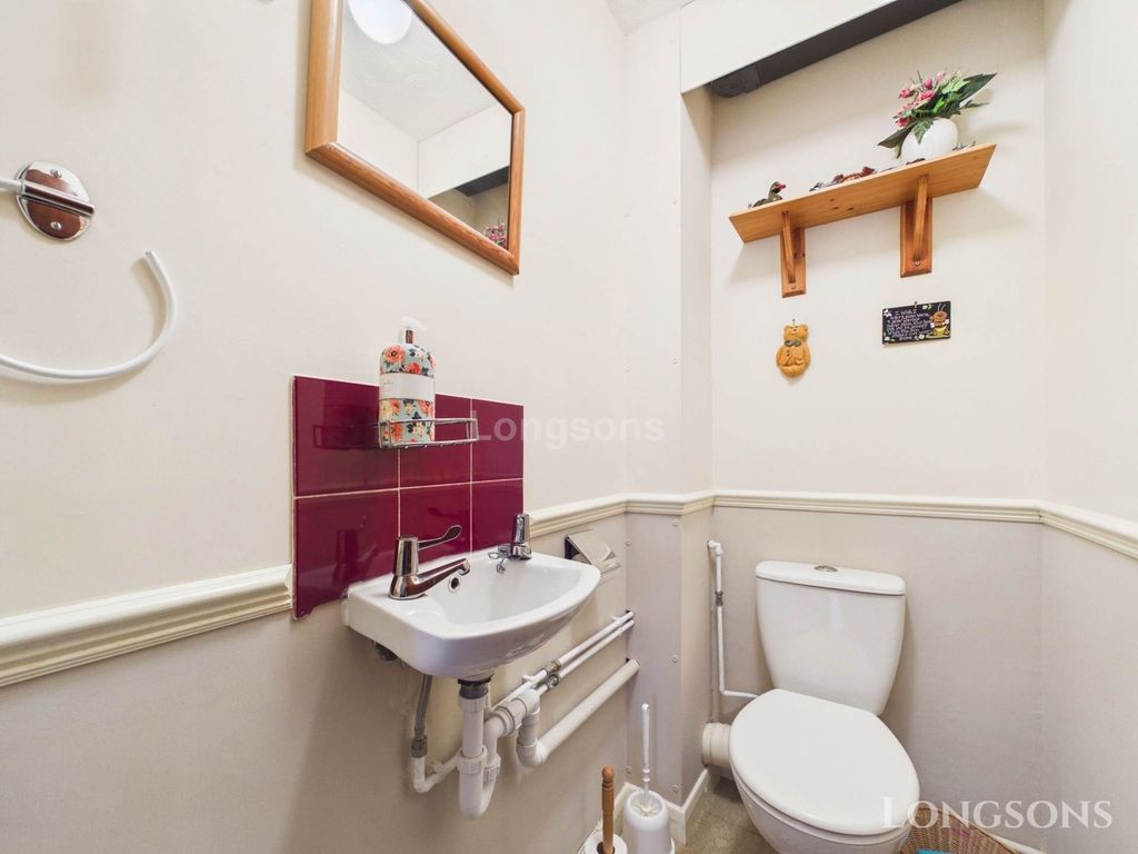 Property photo 3 of 23