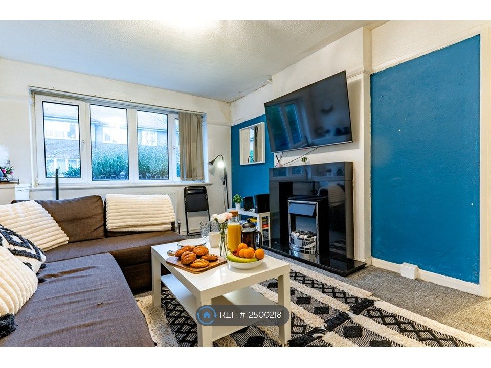 Property photo 2 of 30