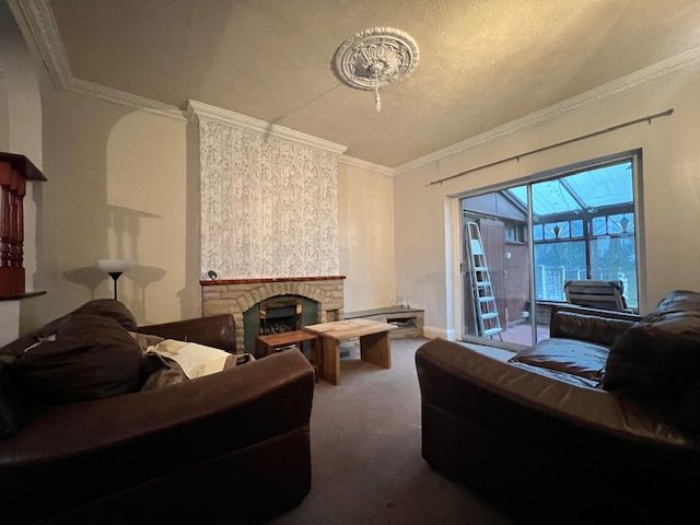 Property photo 3 of 12 Img_3086