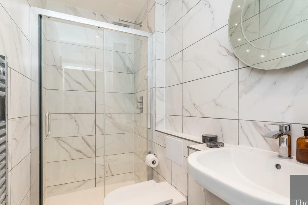 Property photo 3 of 6 4543322