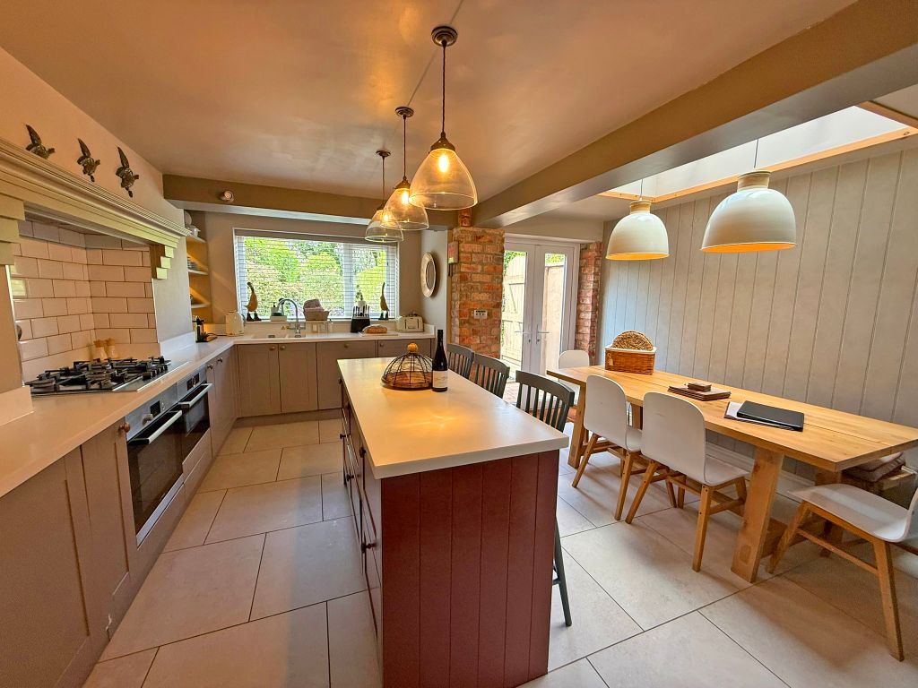 Property photo 3 of 15 Img_5339